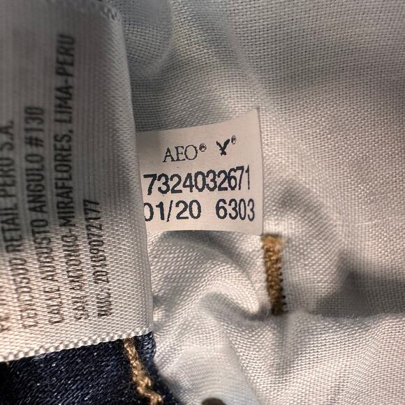 American Eagle Denim Short WMNS 4 Next Level Stretch Curvy Hi-Rise Shortie Blue - Picture 6 of 9